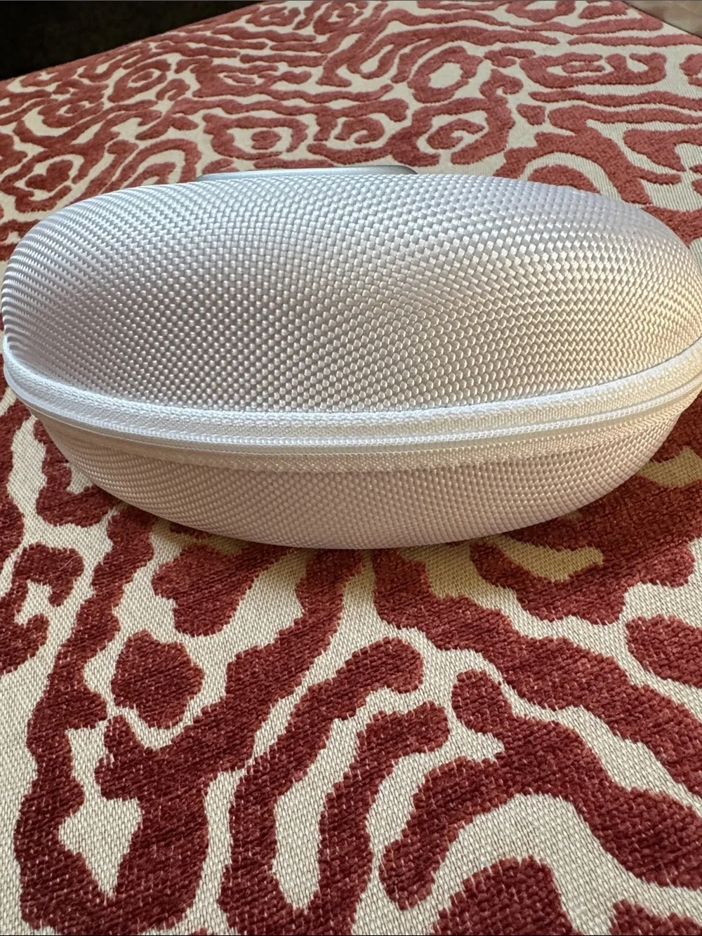 Oakley Textured White Hard Case for Sunglasses - EUC